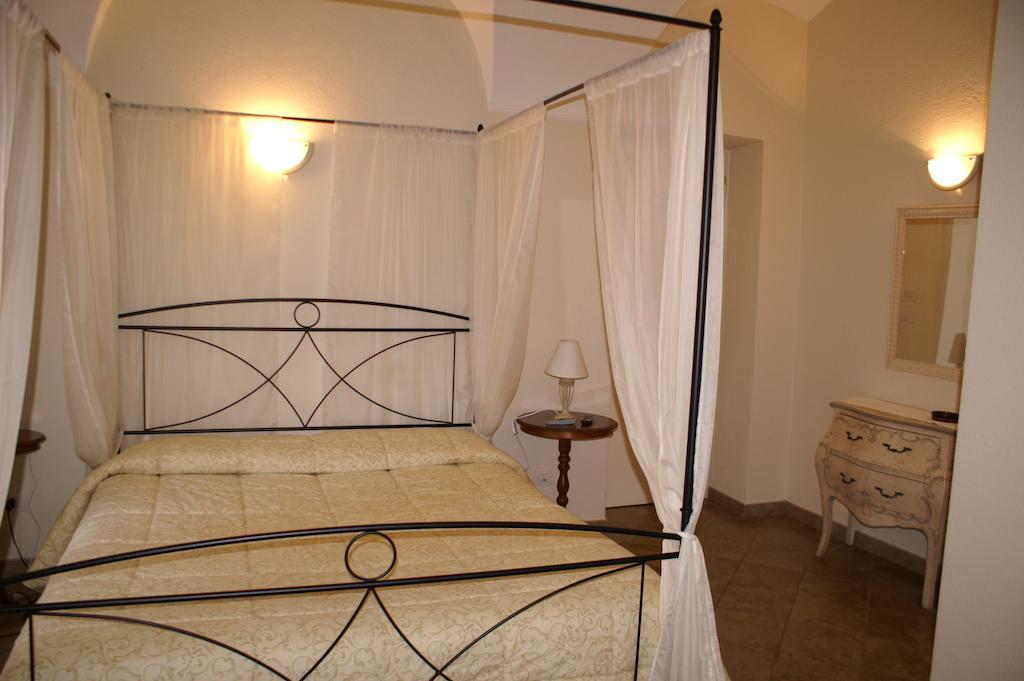 Hotel Porta Santa Maria Busca Oda fotoğraf